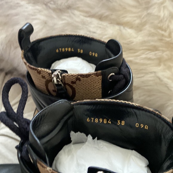 Gucci boots - Like new ankle boot with large GG leather and canvas - Picture 8 of 11